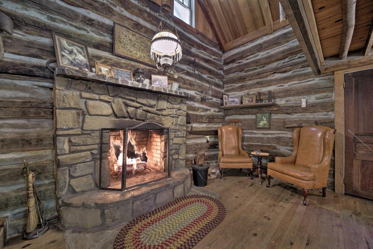 Historic Cabin Grill And Hiking Trail Access! Bryson City Buitenkant foto