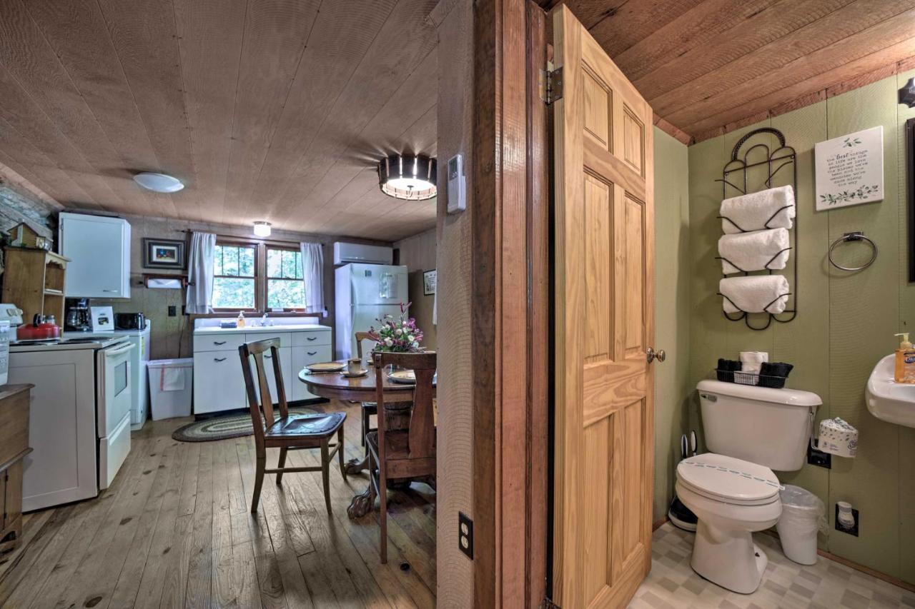 Historic Cabin Grill And Hiking Trail Access! Bryson City Buitenkant foto