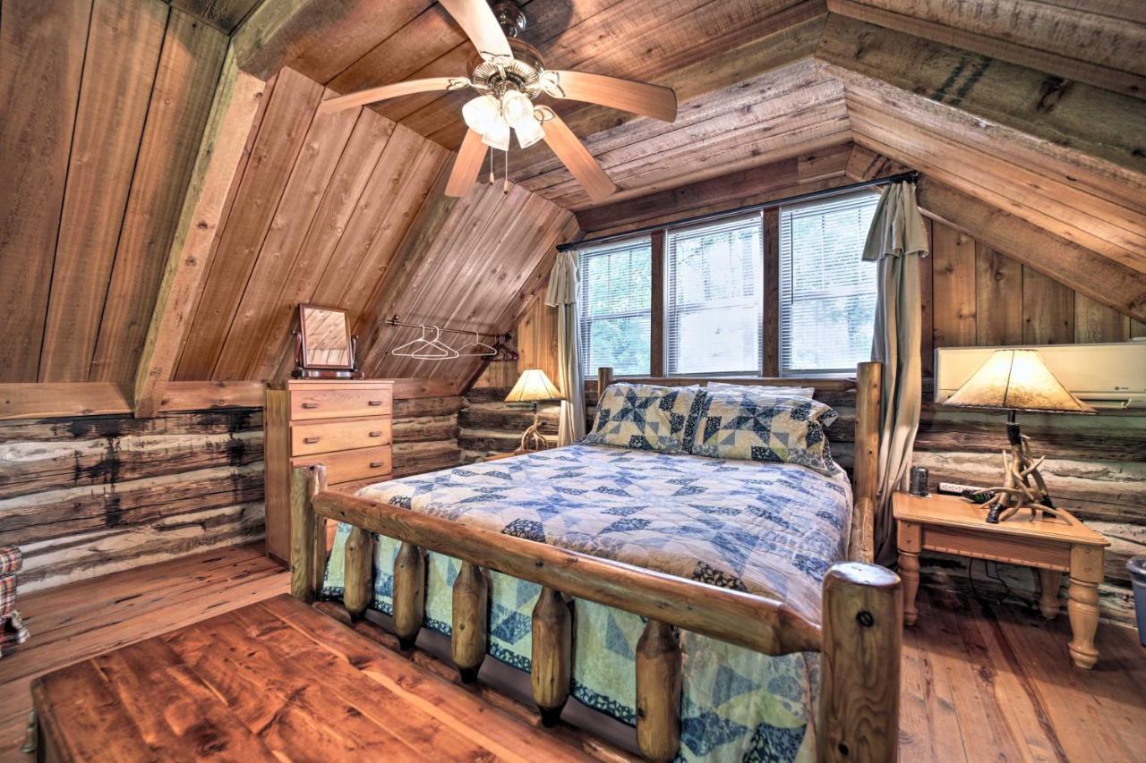 Historic Cabin Grill And Hiking Trail Access! Bryson City Buitenkant foto