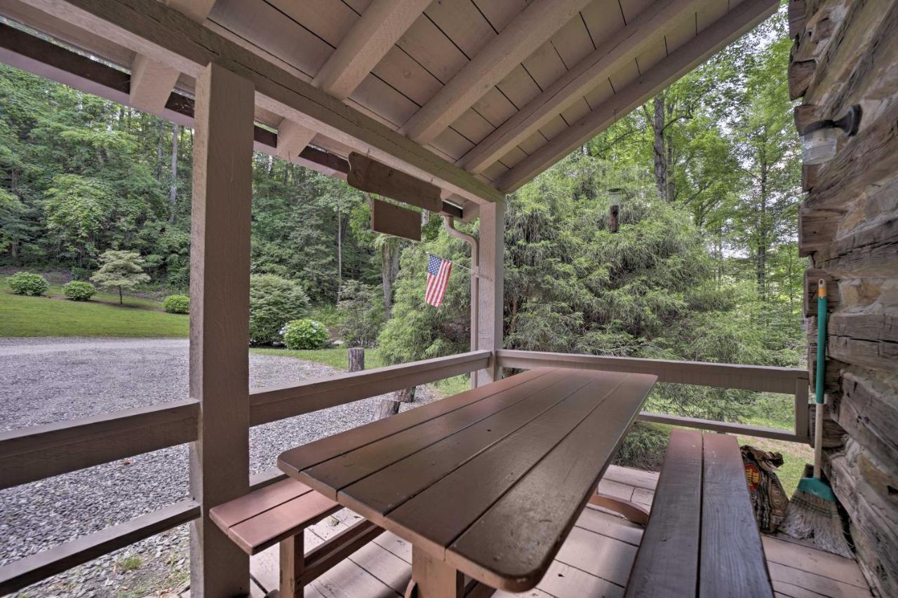 Historic Cabin Grill And Hiking Trail Access! Bryson City Buitenkant foto